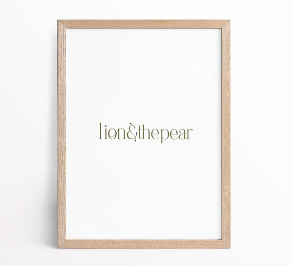 Premium Oak Picture Frame - Lion & The Pear