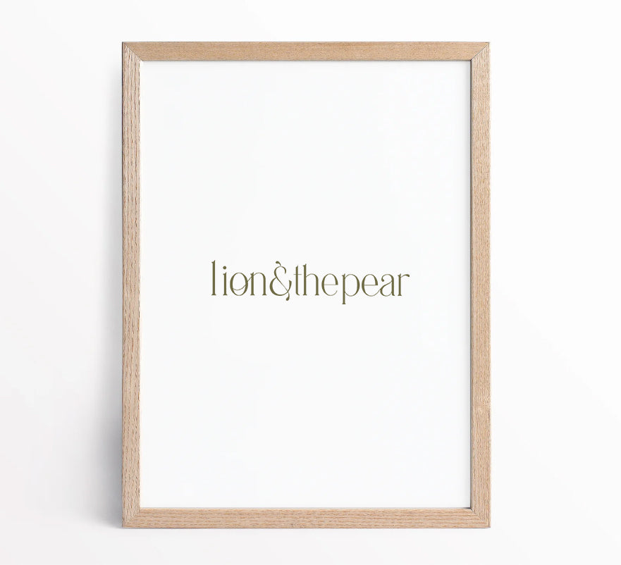 Premium Oak Picture Frame - Lion & The Pear